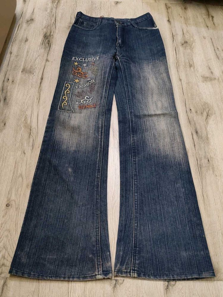 Ma640 Sabrin Bootcut Jeans Waist 28 Inches