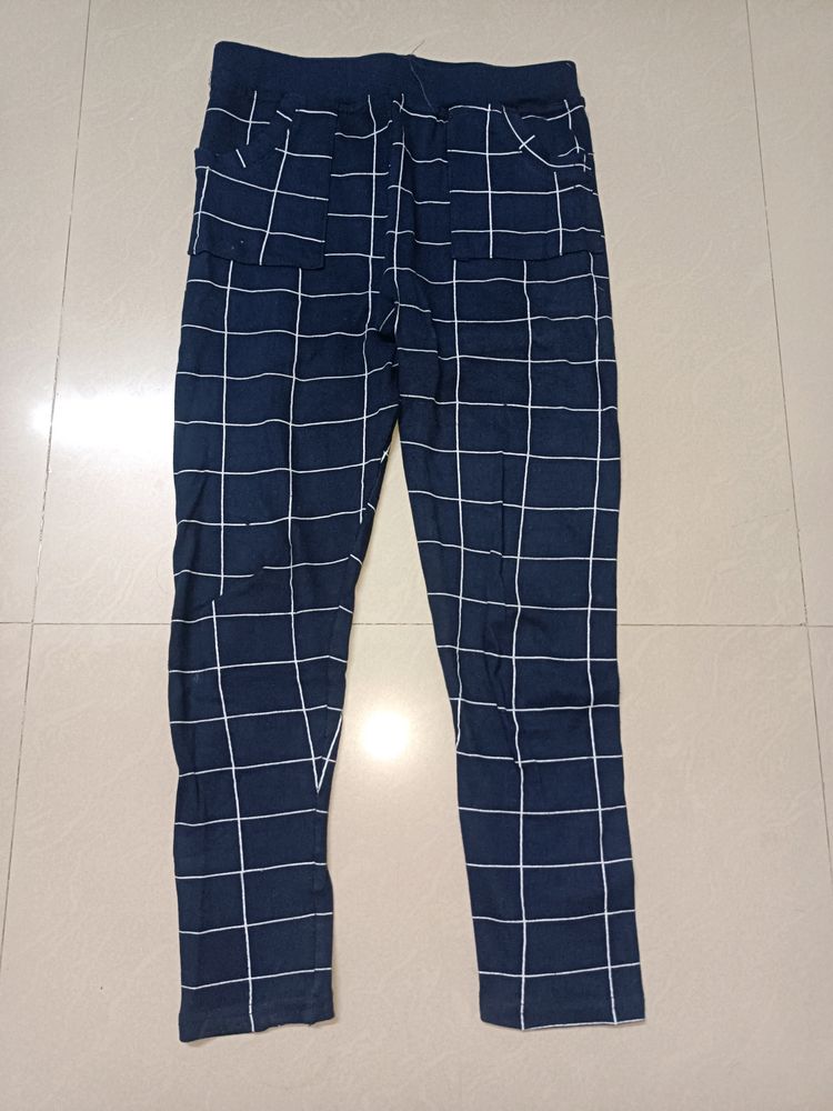 Skinny Pant For Girls (28 Waist Size)