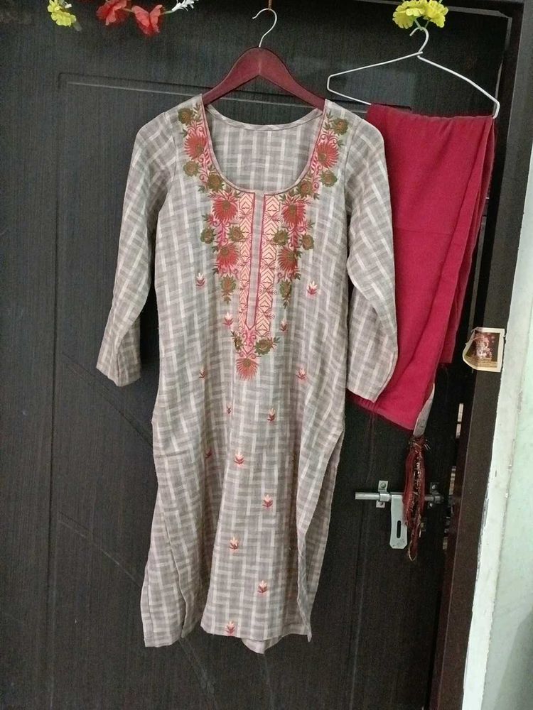 Elegant Embroidered Kurta Set