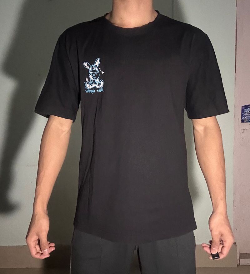 Black Graphic Print T-Shirt