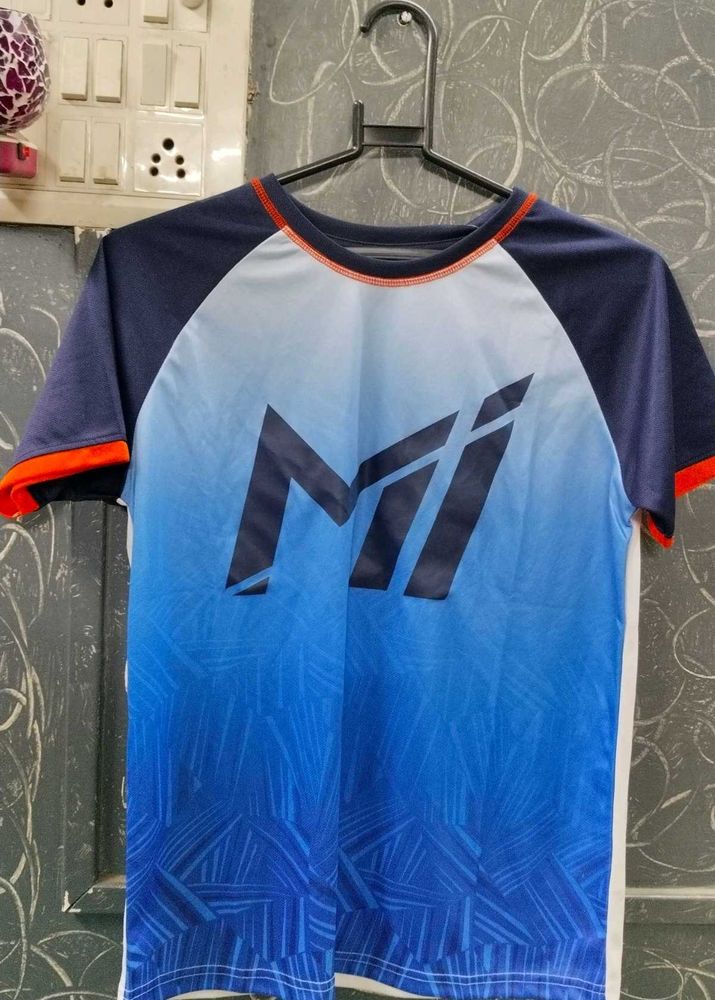 Branded TSHIRT of Mumbai Indians