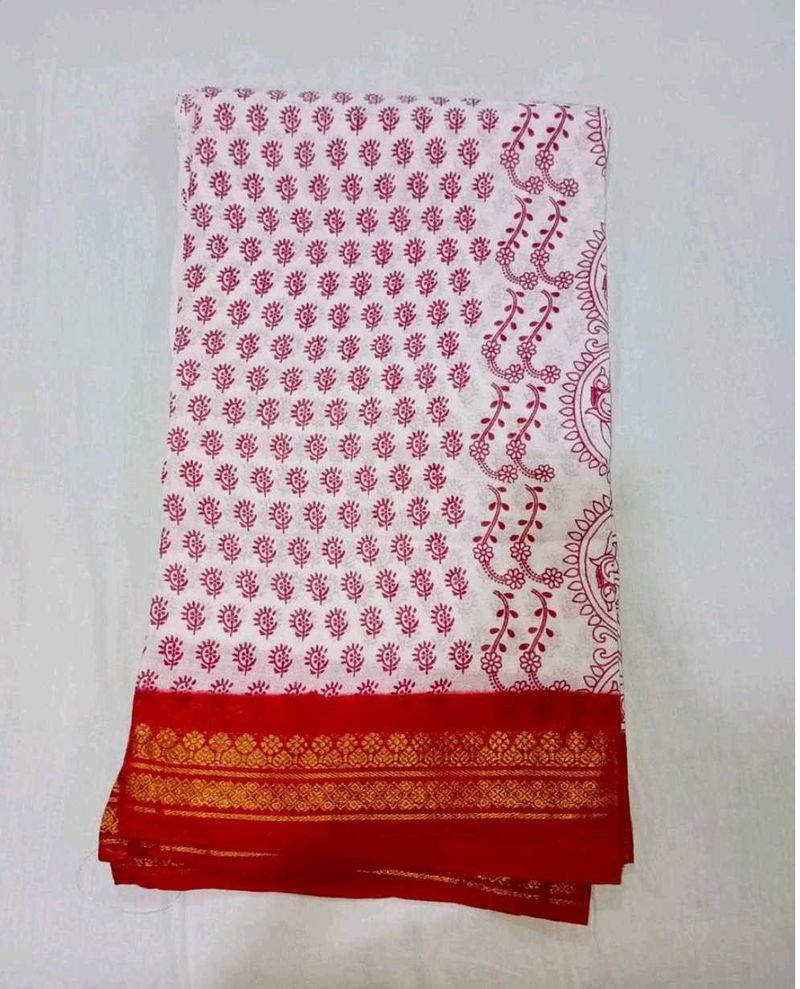 Red &amp; White Printed Saree