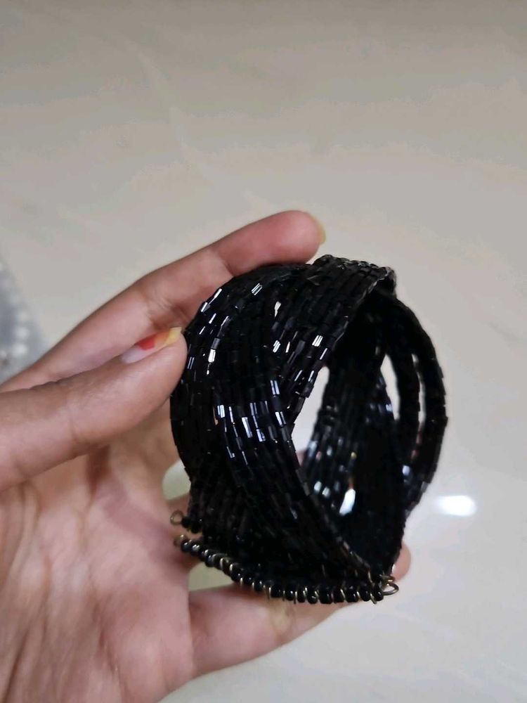 Sparkling Black Beaded Bracelet