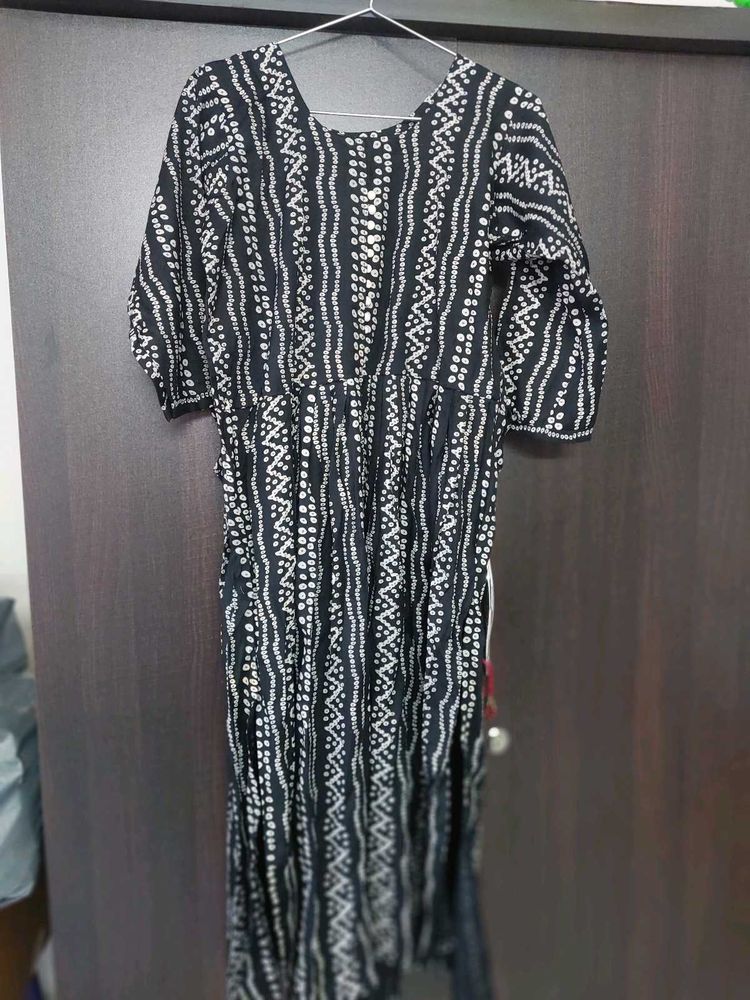 Nayra Cut Kurti