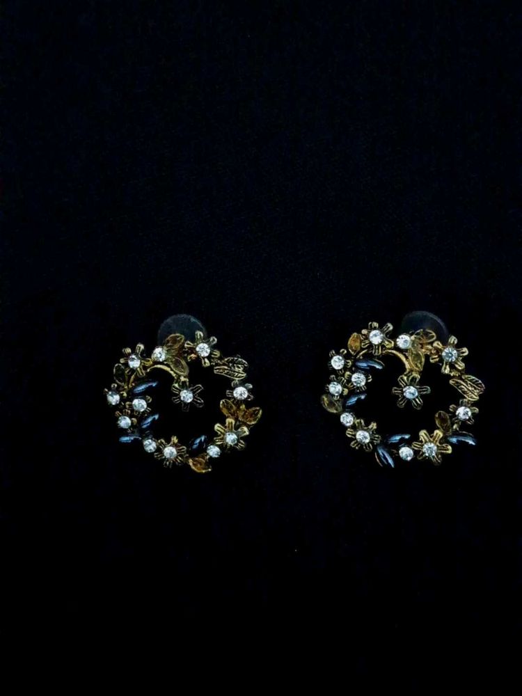 Floral Wreath Stud Earrings