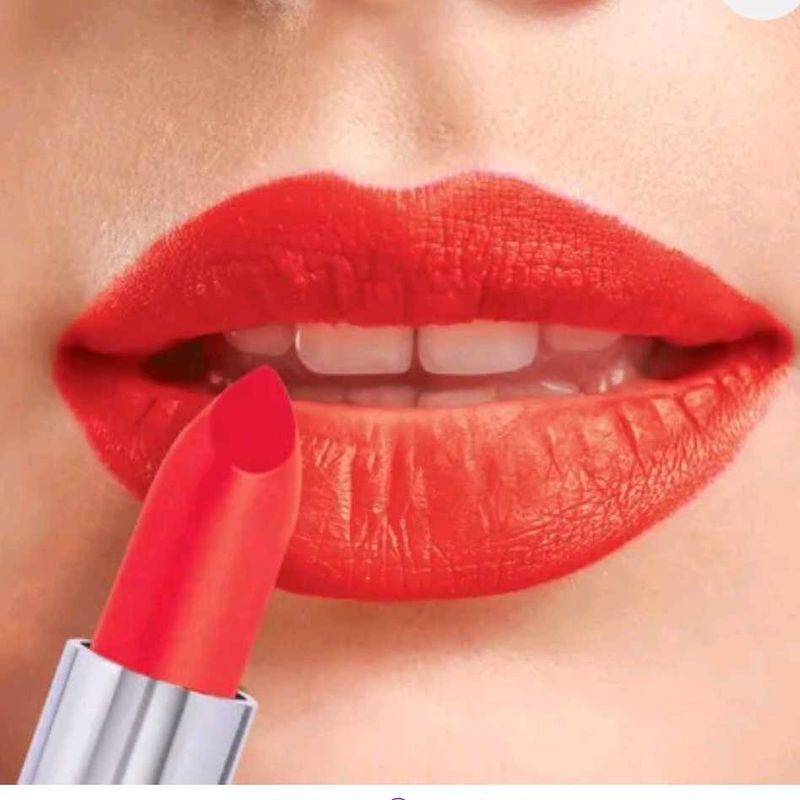 Flavoured lipstick