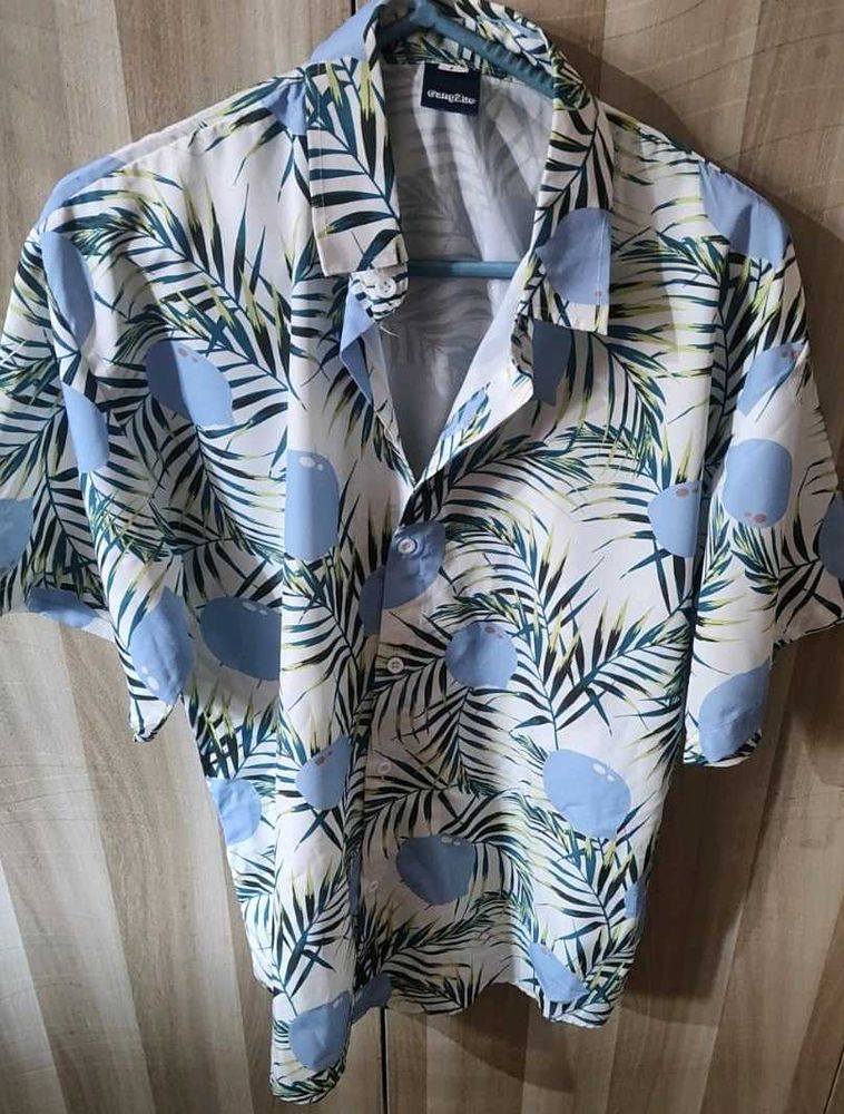 Tropical Print Button-Down Shirt size L