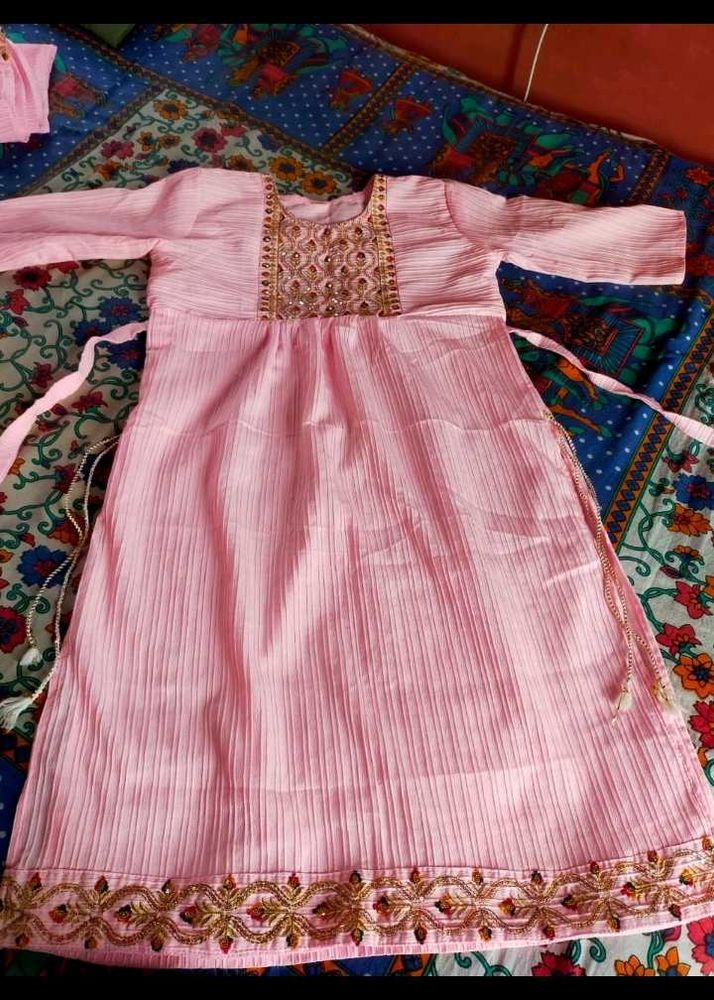 Very Preety Kurta Plazo Set