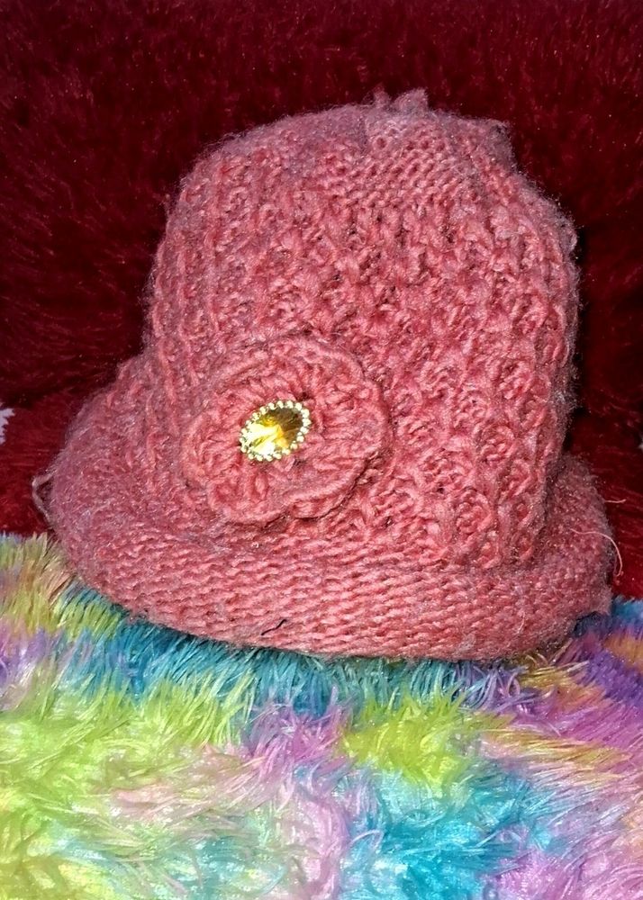 WOOLEN CAP