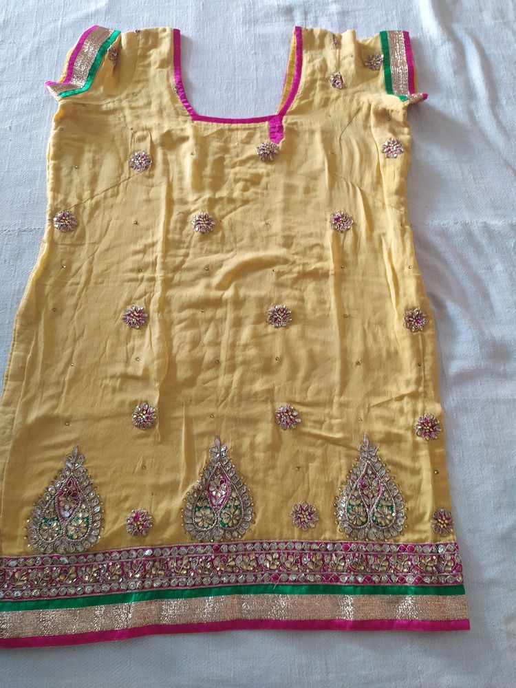 Yellow Suit Set With Salwar