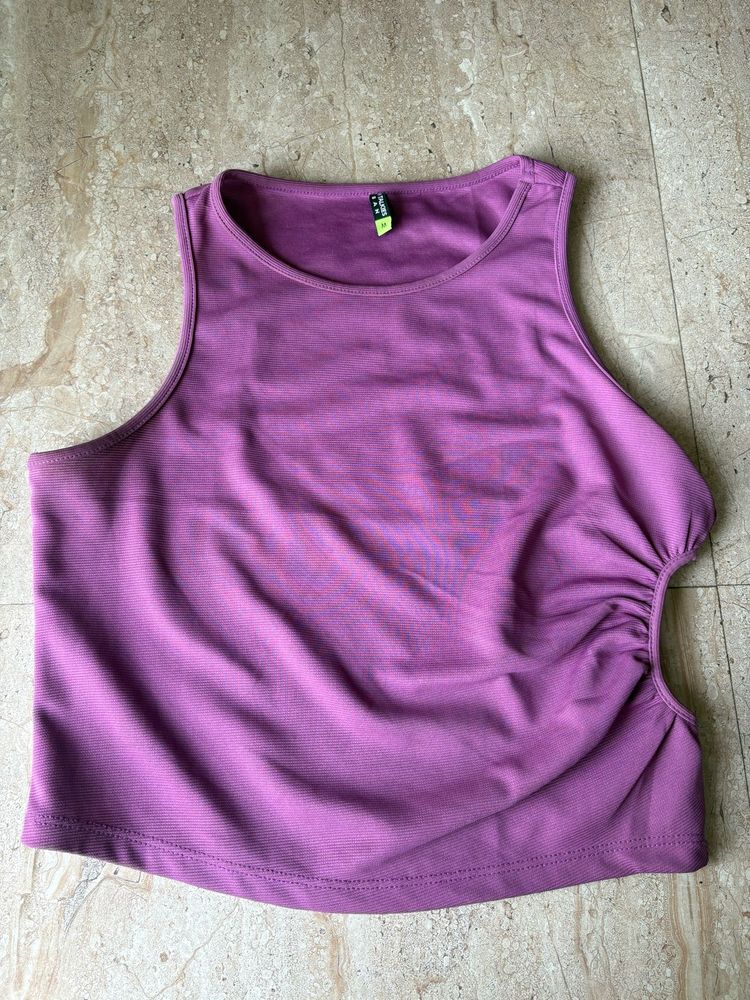 SIDE CUT OUT TOP ✨