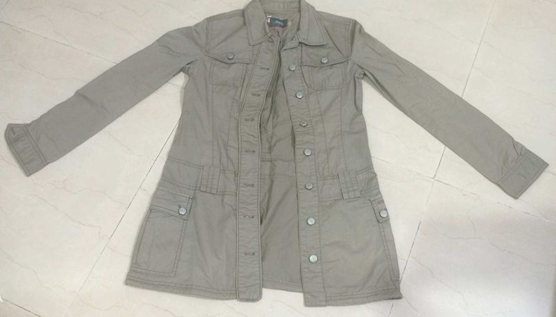 Over Jacket / Shirt