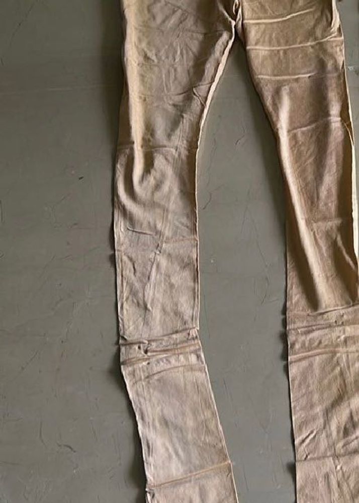 Beige bottoms