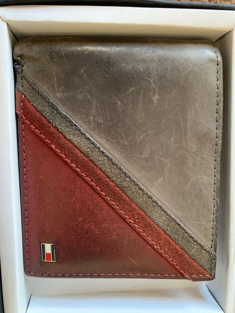 Men’s Wallet By Tommy Hilfiger