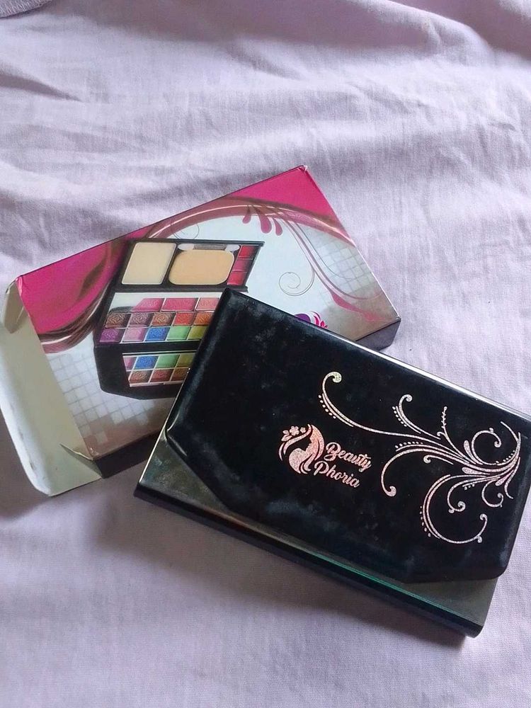 Beauty Phoria Makeup Palette