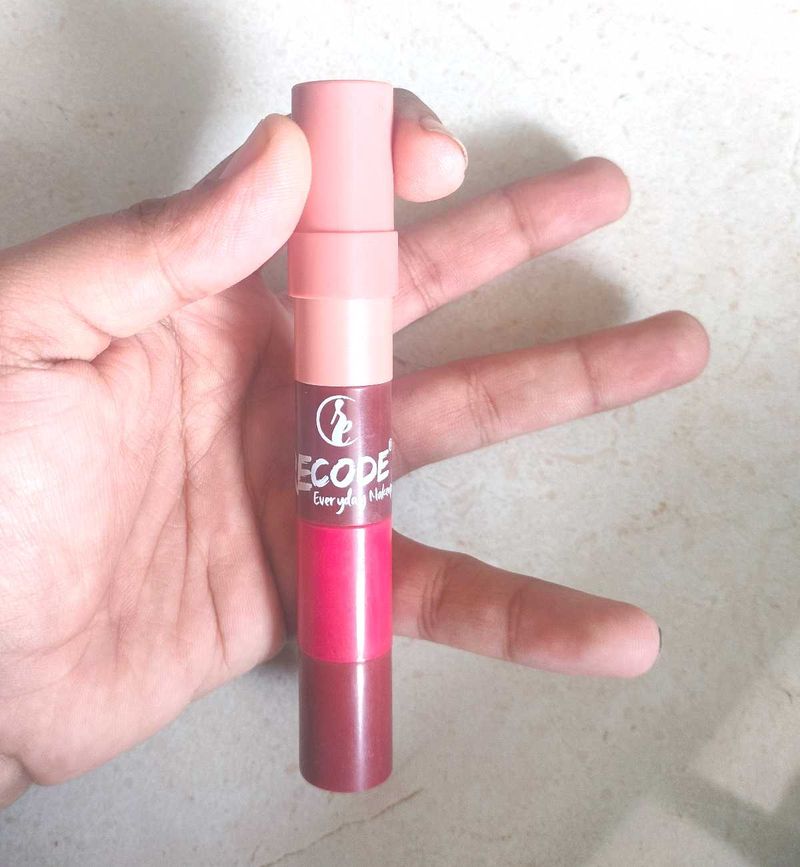 lipstick highlighter, blusher, 4 in 1 combo