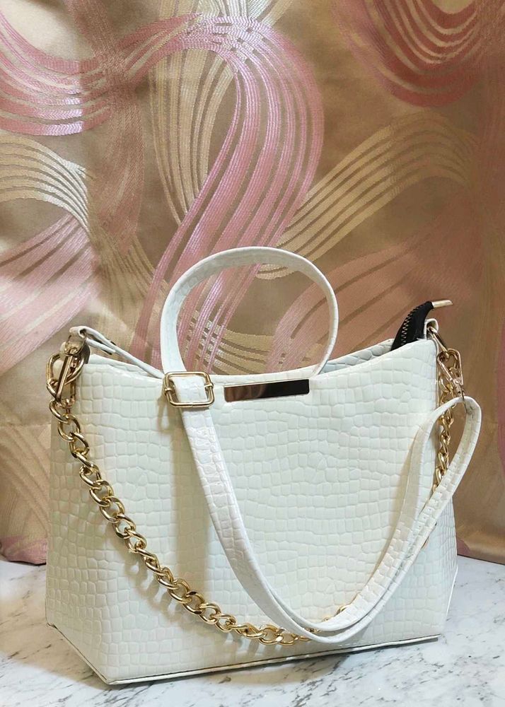 White Croc Embossed Chain Bag