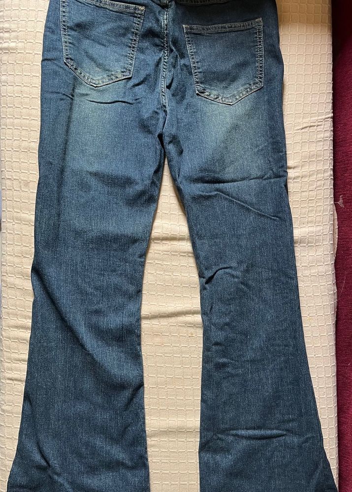 Bootcut Jeans