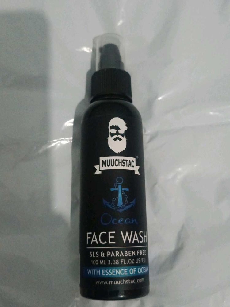 MUUCHSTAC Face Wash