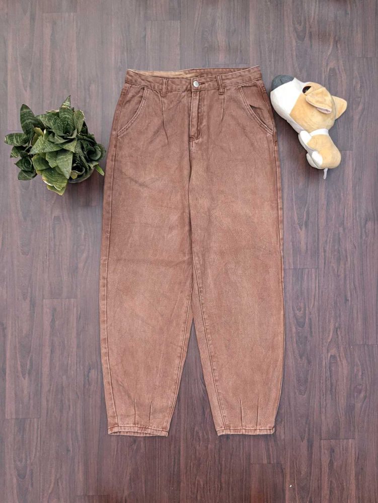 Brown Baggy Jeans