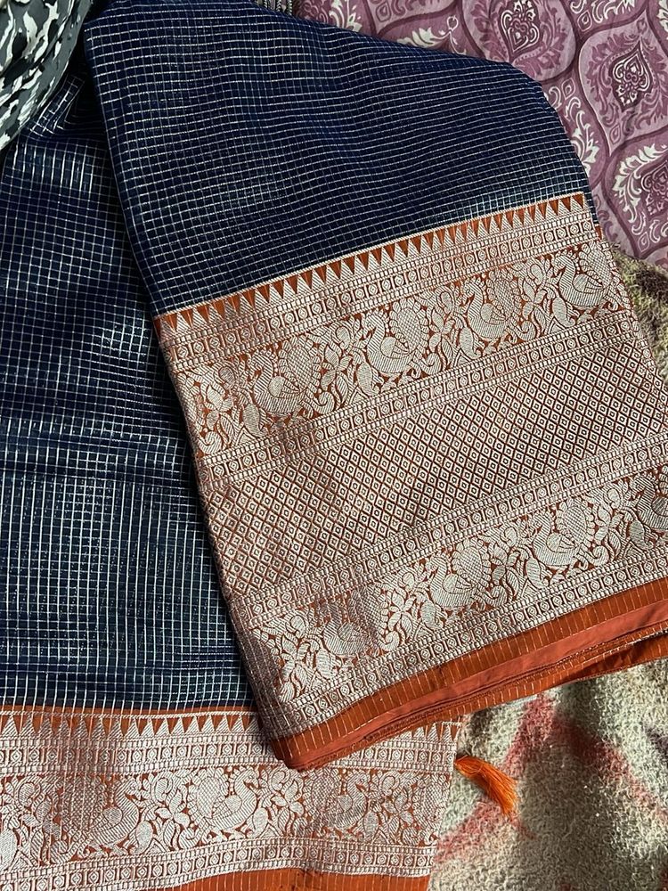 Navy Blue Checked Saree With Blouse