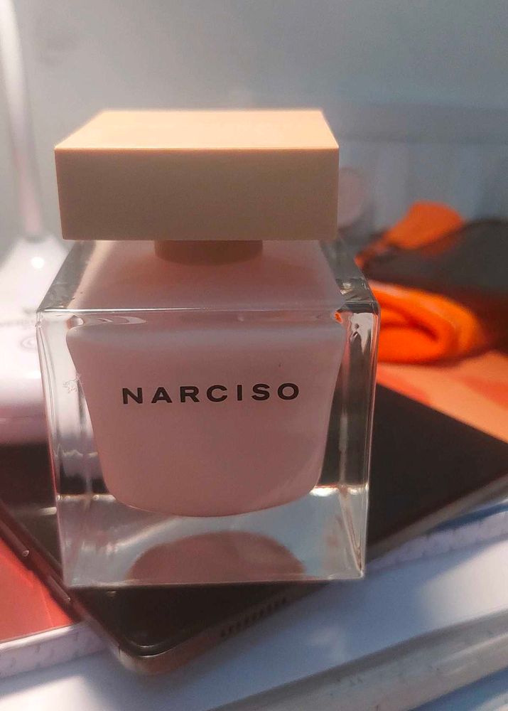 Narciso Rodriguez poudre Perfume