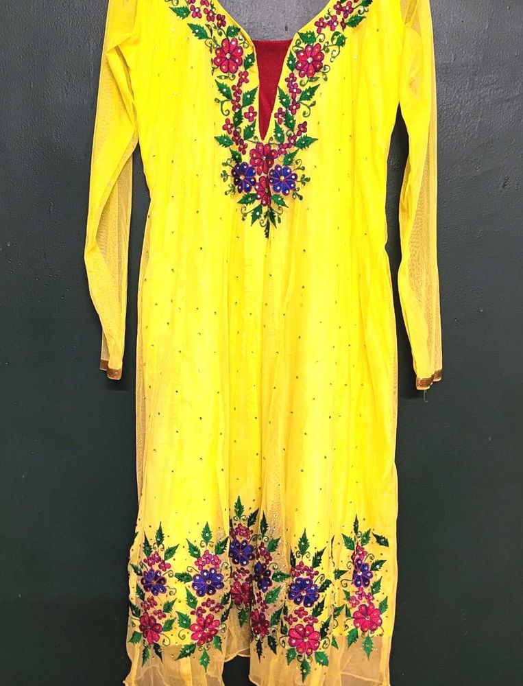 Bright flowing kurta with Dupatta