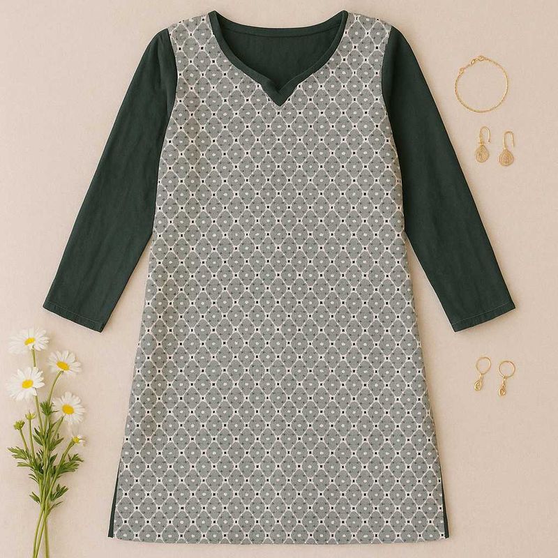 Stylish Black Patterned Kurta