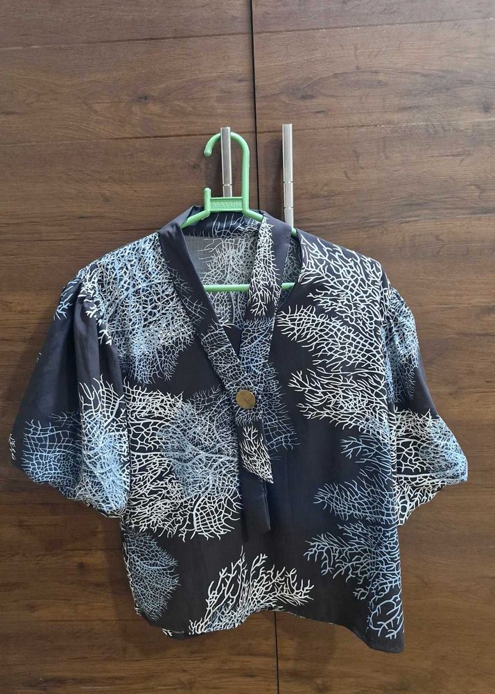 Patterned Top