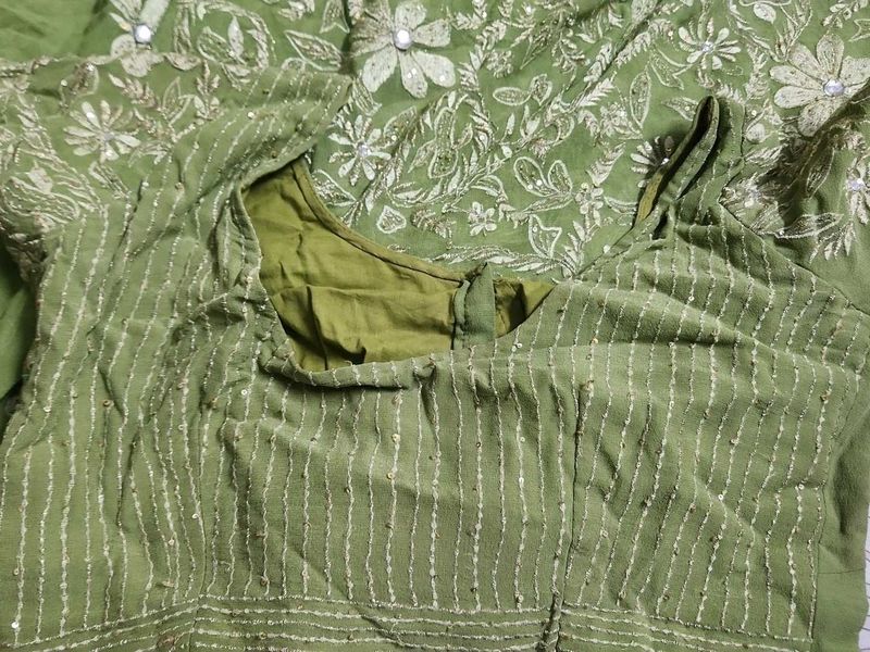 Green Embroidery Saree 🥻