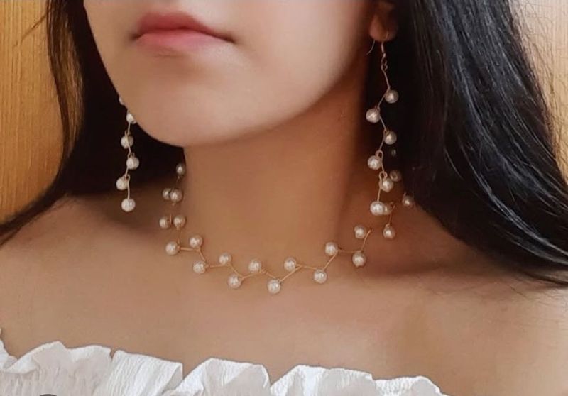 Pearl Embellished Gold-Plated Necklace