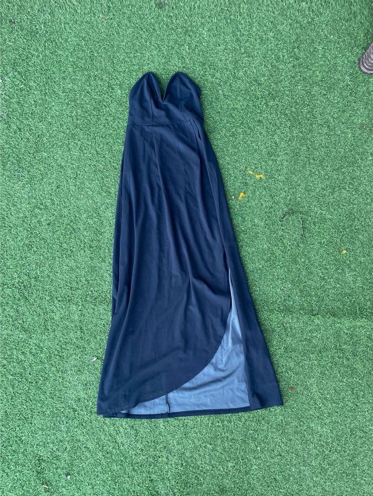 Elegant Black Maxi Dress