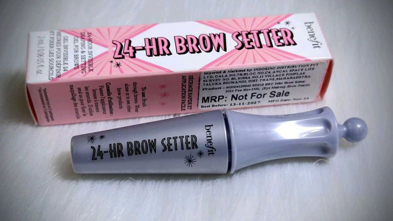 Benefit 24-HR Brow Setter
