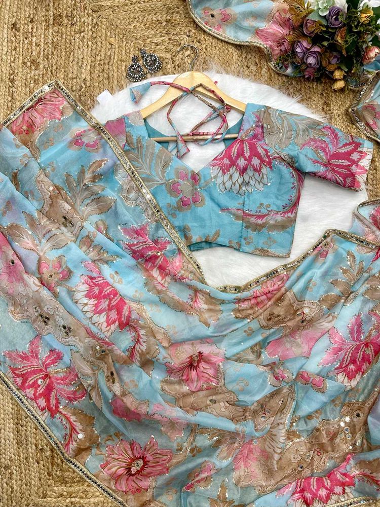 🆕️🆕️ Saree With Mirror Work