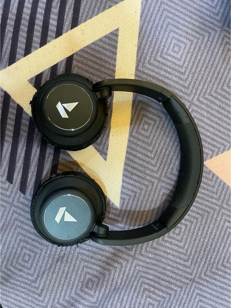 Boat Rockerz 450 Headphones