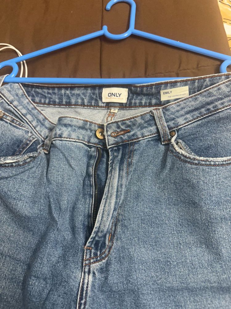 ONLY Emily High Waisted Straight Jeans