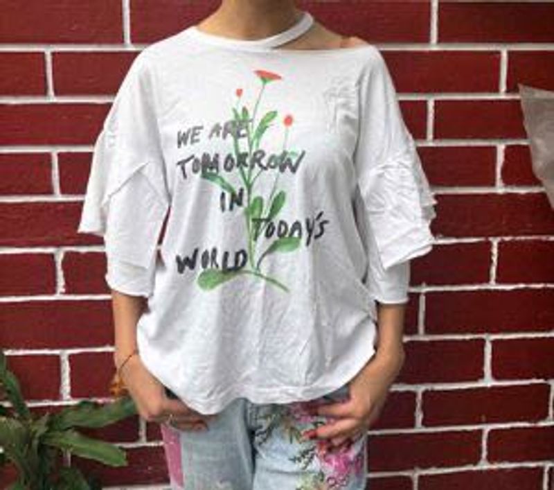 Trendy Graphic Print Top