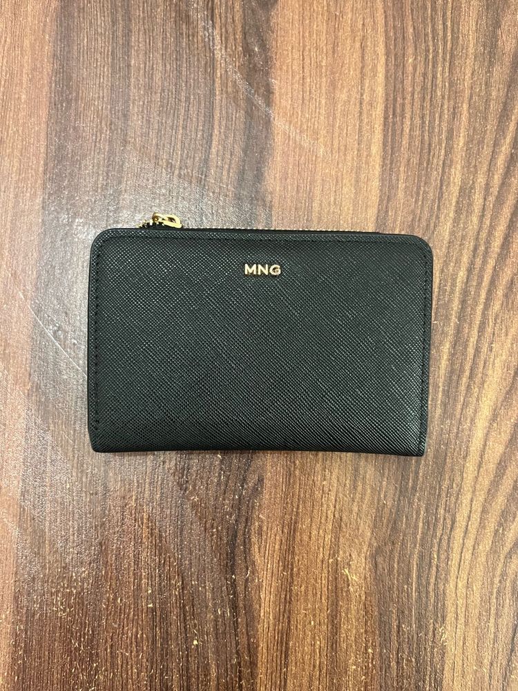 Two-fold Mango Purse