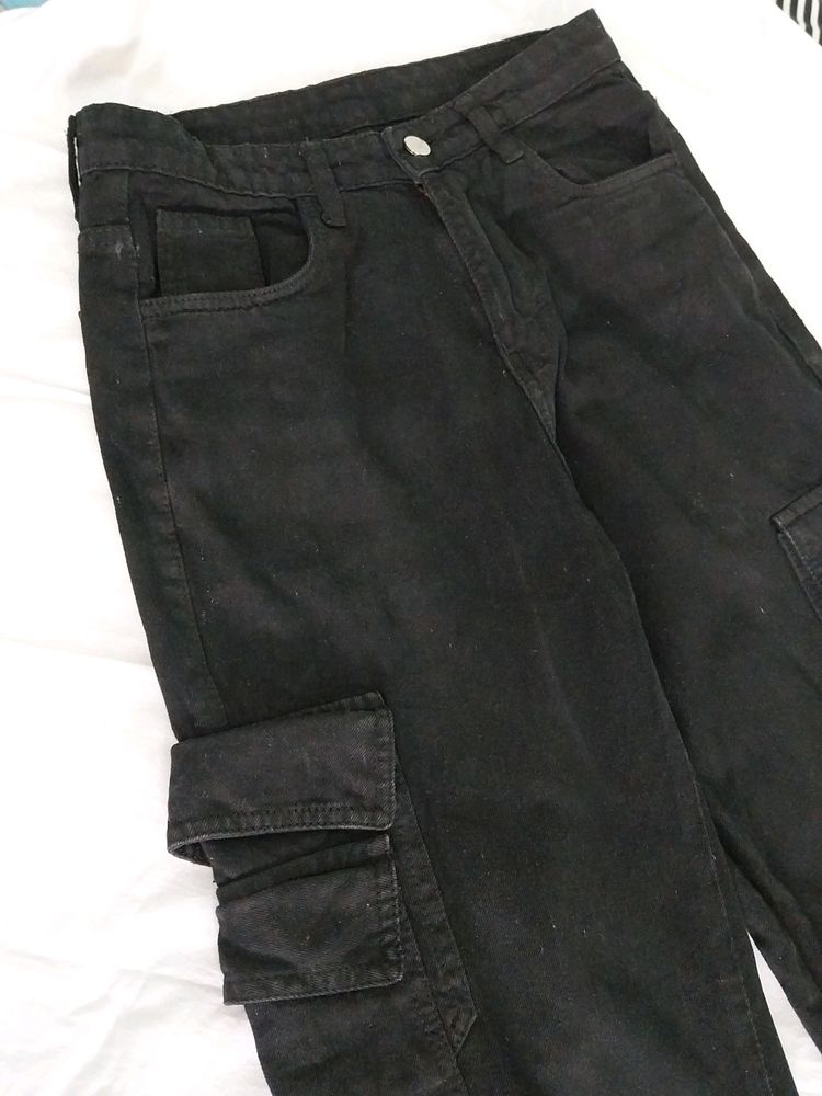 H&amp;M Black Cargo Denim Jeans 👖