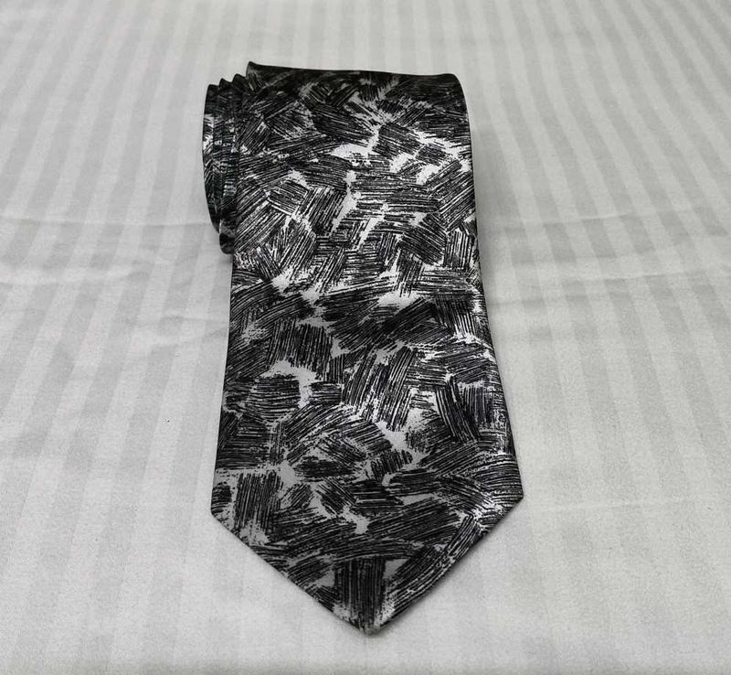 Wild Oats Men Abstract Printed Silver &amp; Black Tie