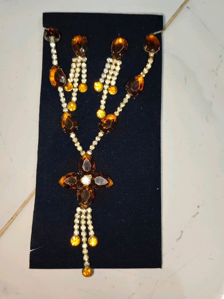Diamond &amp; Brown Colour Set