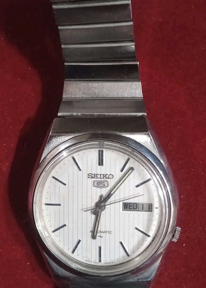 Seiko 5 Automatic Day Date Watch