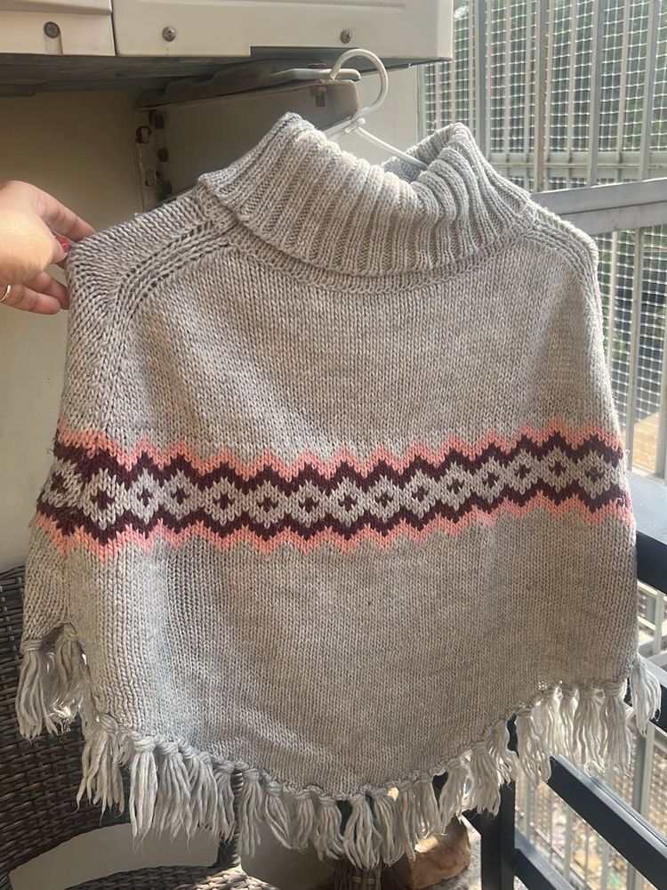 H&amp;M Woolen Poncho 8-12 Years