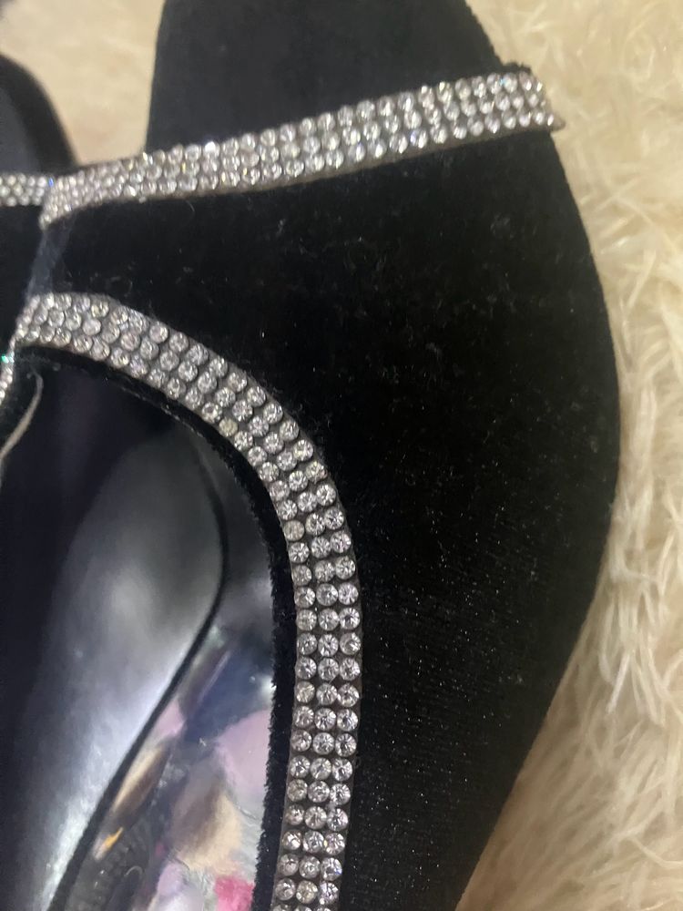 Heels 👠