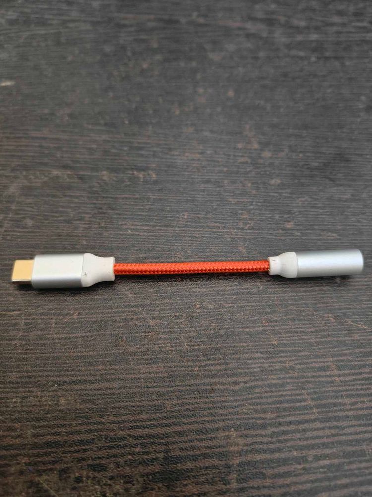 USB-C to 3.5mm Headphone Jack Adapter