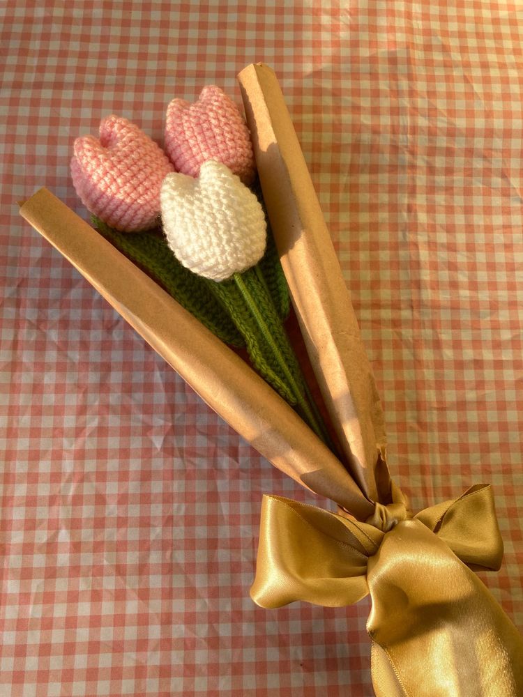 Crochet Tulip Bouquet