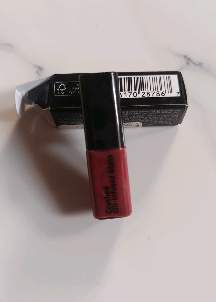 Crushed Oil-Infused Gloss