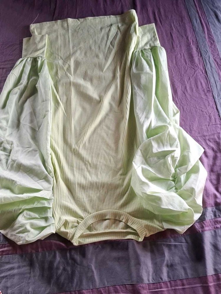 Green Puff Sleeve Top