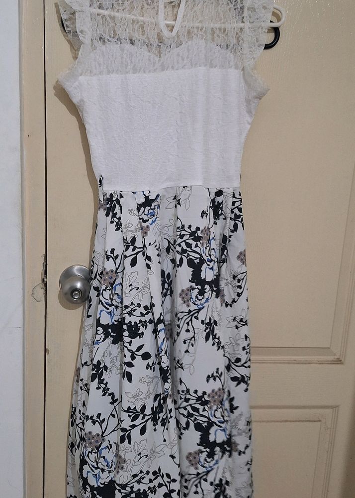 White N Beige Maxi Dress
