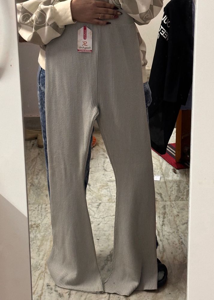 Ribbed Knit Flare Leggings